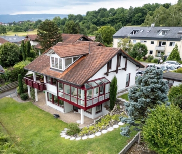 Exklusives Einfamilienhaus mit Panorama Bodenseeblick – Werkstatt und Garage inklusive!, 78343 Gaienhofen, Einfamilienhaus